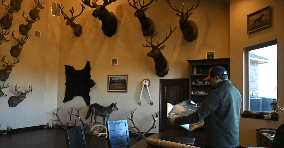 Cabin-Decor